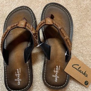 Clarks Shoes - Clark’s Collection Flip Flops Size 7 Clarks Shoes - Clark’s Collection Flip Flops Size 7